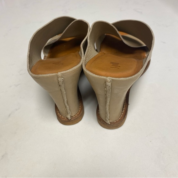 J Jill Women’s Open Toe Criss Cross Strap Wedge Sandals Beige Leather Size 11 - Picture 8 of 16